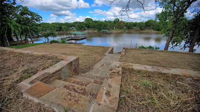 541 Country Club Rd, Bowie, TX 76230
