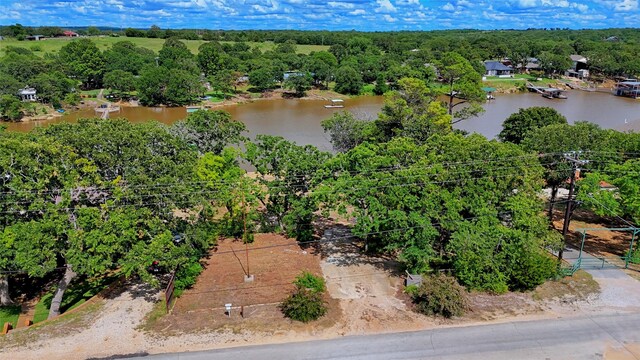 541 Country Club Rd, Bowie, TX 76230