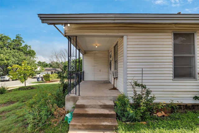 2610 Columbus Ave, Fort Worth, TX 76164 - view of exterior entry