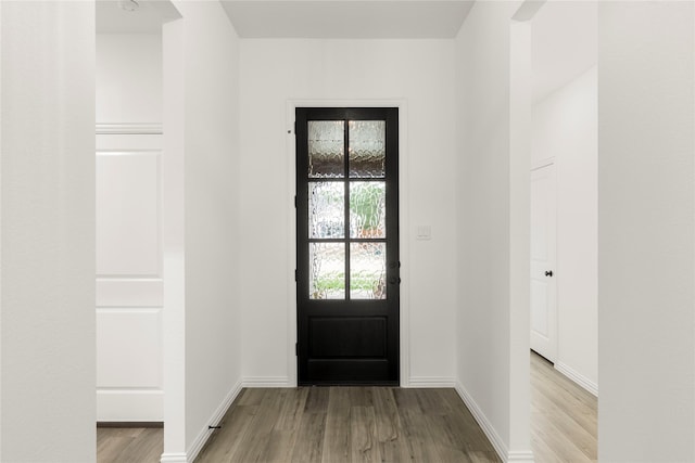 805 Roanoke, Princeton, TX 75407 - foyer with wood finished floors and baseboards