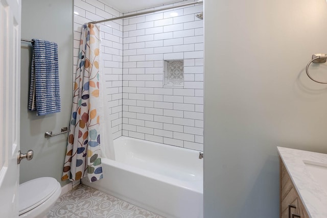 1019 Patricia Dr, Sherman, TX 75090 - bathroom featuring vanity, shower / bath combo, toilet, and tile patterned floors