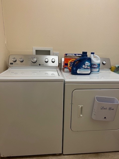 218 Wight St, Roxton, TX 75477 - laundry room with washer and dryer
