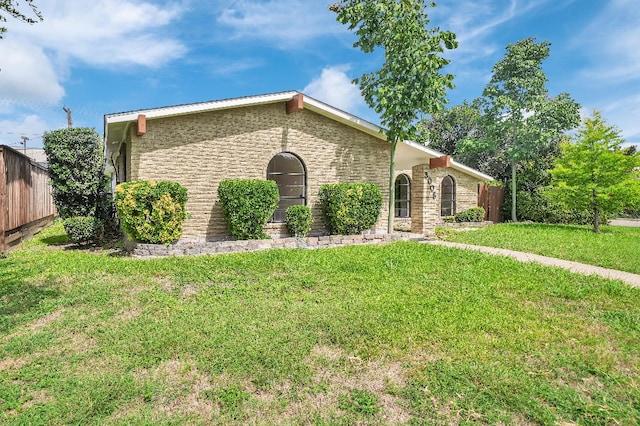 3008 Lindbergh Dr, Dallas, TX 75228 - view of front facade