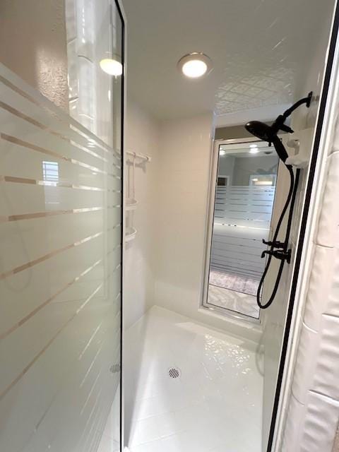 7009 Chevy Chase Ave, Dallas, TX 75225 - full bathroom featuring a stall shower