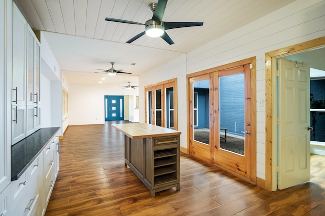 6853 Anglebluff Cir, Dallas, TX 75248 - unfurnished sunroom with french doors