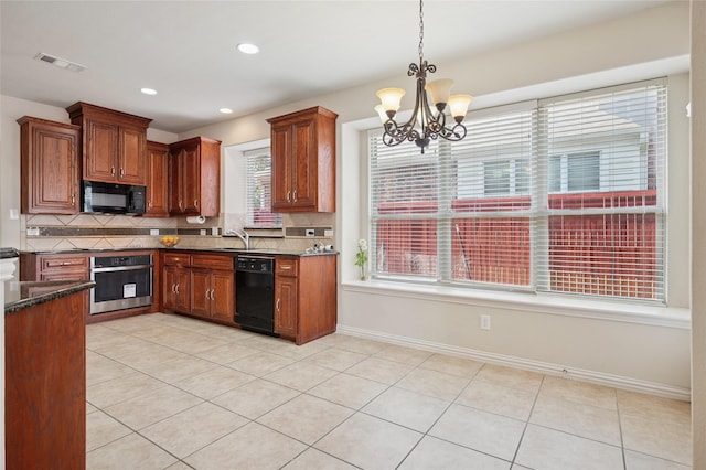 9004 Mcfarland Way, Fort Worth, TX 76244 - kitchen featuring black appliances, tasteful backsplash, a chandelier, a sink, and recessed lighting