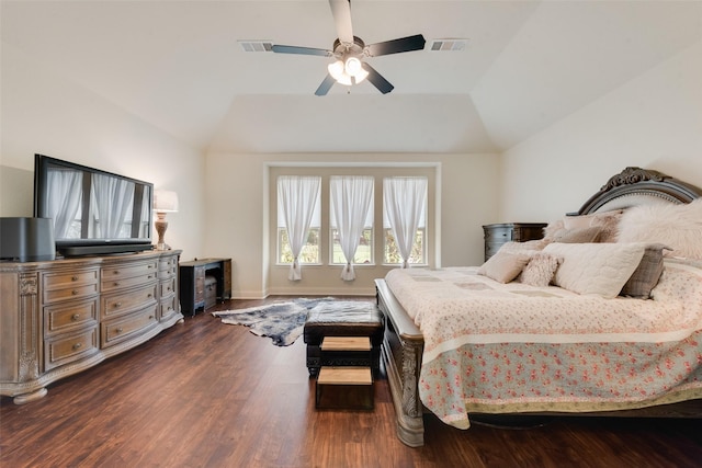 1036 Knoxbridge Rd, Forney, TX 75126 - bedroom featuring lofted ceiling, dark wood finished floors, and a ceiling fan