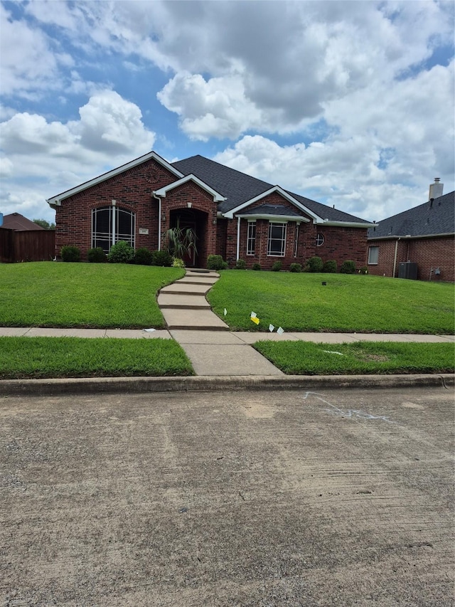 206 Annette St, Lancaster, TX 75146 - ranch-style home featuring brick siding and a front yard