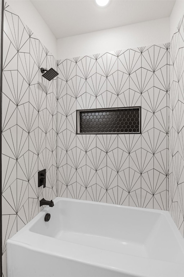 5634 Barkridge Dr, Granbury, TX 76048 - bathroom with a bathtub