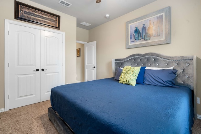 1129 Mesa Crest Dr, Fort Worth, TX 76052 - bedroom with carpet flooring, a closet, and baseboards