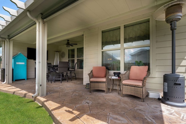 1129 Mesa Crest Dr, Fort Worth, TX 76052 - view of patio with ceiling fan and outdoor dining area