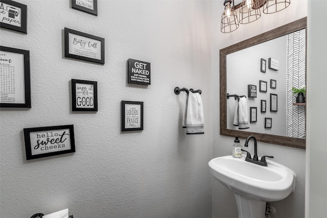 3400 Eisenhower Ave, Melissa, TX 75454 - bathroom featuring a sink