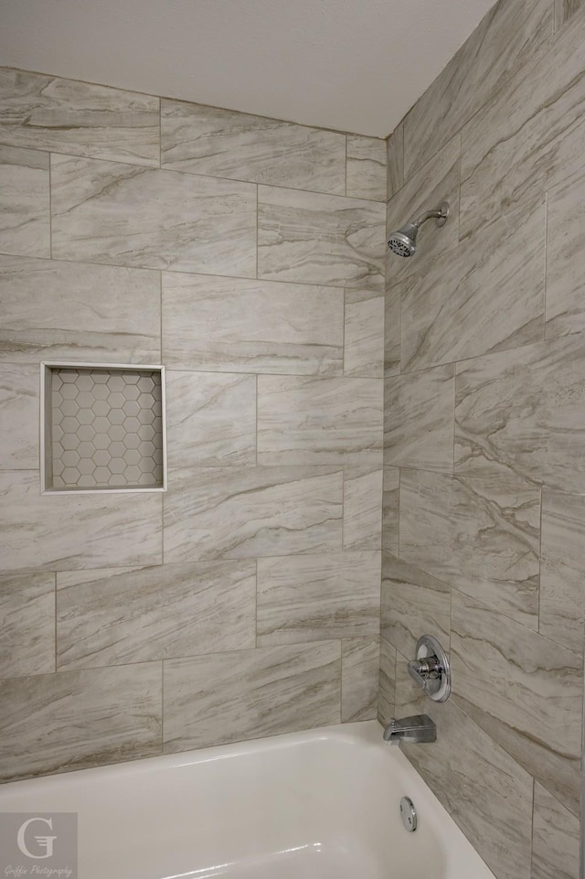 732 Camilla Dr, Shreveport, LA 71104 - full bath with bathing tub / shower combination