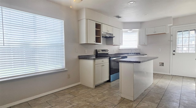 510 E Stone Cir, Wylie, TX 75098 - kitchen featuring stainless steel electric stove, under cabinet range hood, white cabinetry, a kitchen island, and baseboards