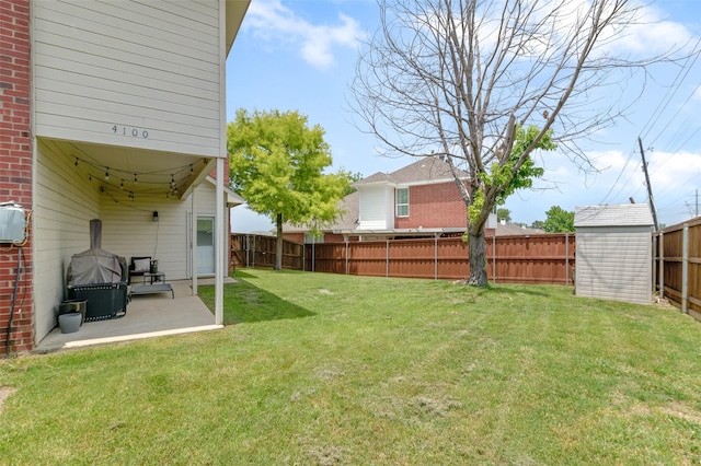 4100 Creekhollow Dr, Carrollton, TX 75010 - view of yard with a patio area