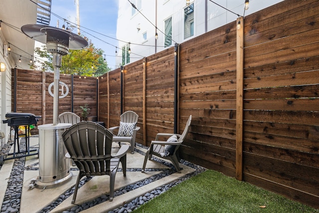 2022 N Fitzhugh Ave Unit E, Dallas, TX 75204 - view of patio