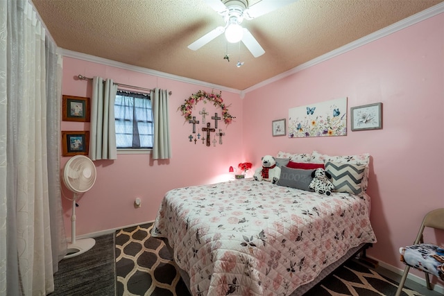 1361 Shady Ln, Canton, TX 75103 - bedroom with carpet floors, a textured ceiling, ornamental molding, baseboards, and ceiling fan