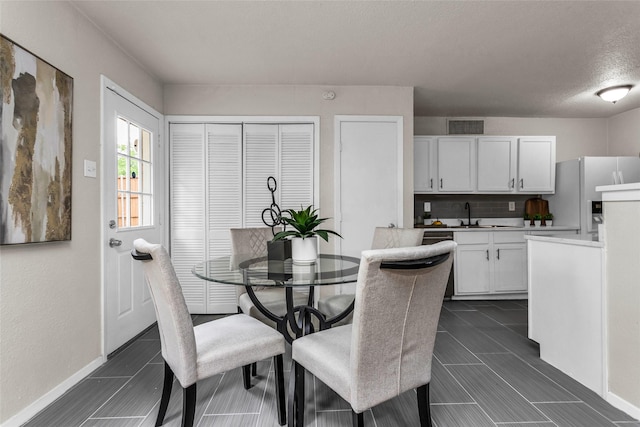 527 Cumberland Dr, Allen, TX 75002 - dining space with baseboards