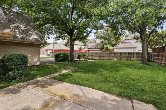 12217 Veronica Rd, Farmers Branch, TX 75234 - view of yard featuring a residential view
