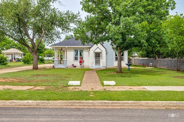 112 5th Ave, Coleman, TX 76834 - view of front facade featuring roof with shingles