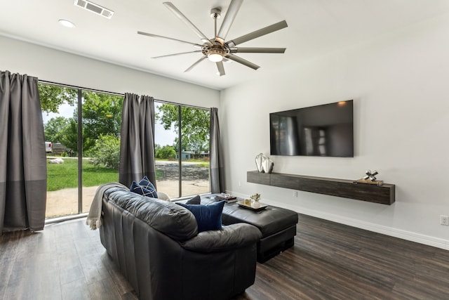9132 Choctaw Trl, Flower Mound, TX 75022 - living room featuring wood finished floors, a ceiling fan, baseboards, and recessed lighting