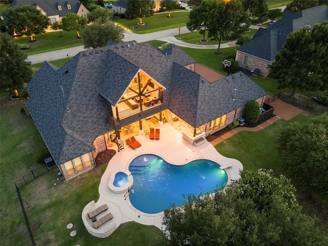 2901 Lakeview Dr, Prosper, TX 75078 - view of swimming pool featuring a fenced backyard, a pool with connected hot tub, and a patio area