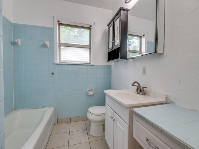 5512 Dennis Ave, Fort Worth, TX 76114 - full bath featuring vanity, plenty of natural light, toilet, tile walls, and tile patterned floors