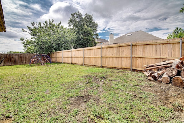 4621 Maple Hill Dr, Fort Worth, TX 76123 - view of yard
