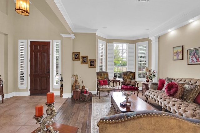6628 Gray Wolf Dr, Plano, TX 75024 - living area featuring baseboards, crown molding, wood finished floors, and recessed lighting