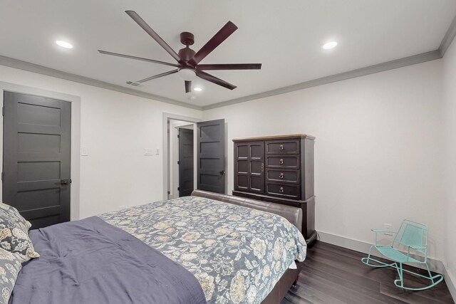 2003 Quincy Ct, Arlington, TX 76013 - bedroom featuring dark wood-style flooring, ornamental molding, baseboards, recessed lighting, and ceiling fan