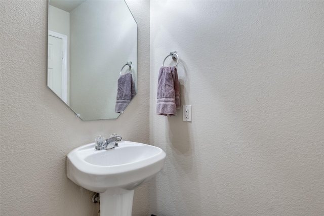 2101 Thistle Ln, Forney, TX 75126 - view of bathroom