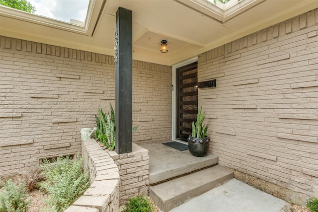 605 Devonshire Dr, Richardson, TX 75080 - property entrance featuring brick siding