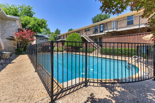 7718 Royal Ln Unit 214, Dallas, TX 75230 - view of community pool