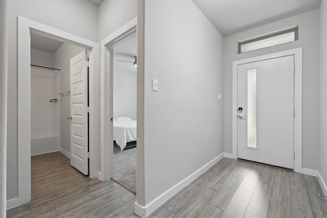 2321 Spring Side Dr, Royse City, TX 75189 - entryway with light wood finished floors and baseboards