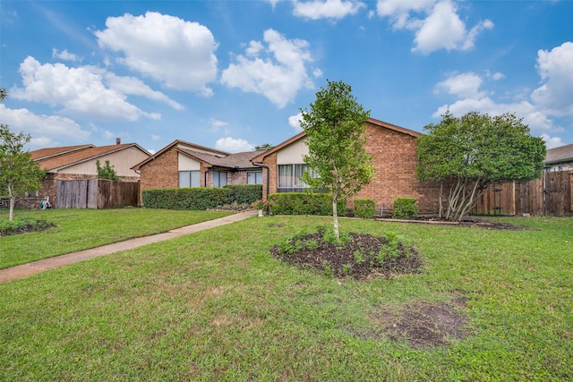 1316 Devonshire Ln, Mesquite, TX 75150 - view of front of house featuring brick siding