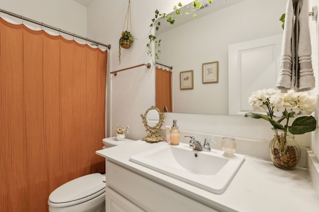 2516 Stella Ln, Northlake, TX 76247 - full bath with vanity, toilet, and curtained shower