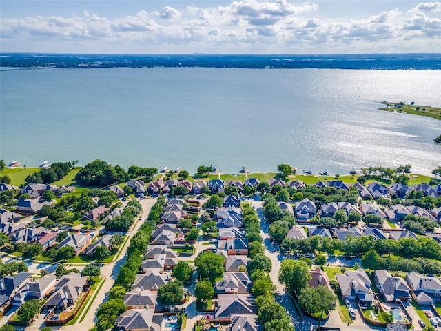 2345 Falls View Dr, Rockwall, TX 75087 - aerial view of residential area featuring a large body of water