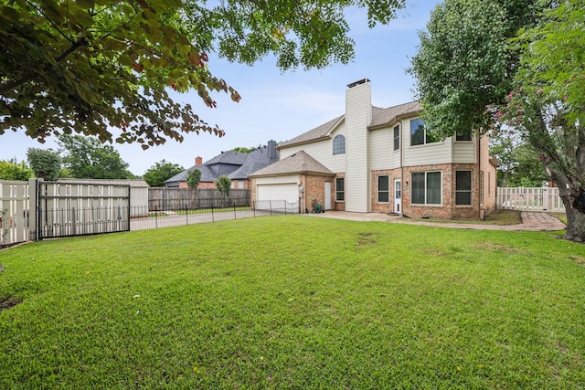 4433 Buchanan Dr, Plano, TX 75024 - view of yard with a garage