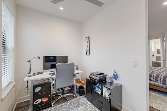 1813 Park Ave Unit 204, Dallas, TX 75215 - home office featuring wood finished floors, healthy amount of natural light, ceiling fan, baseboards, and recessed lighting