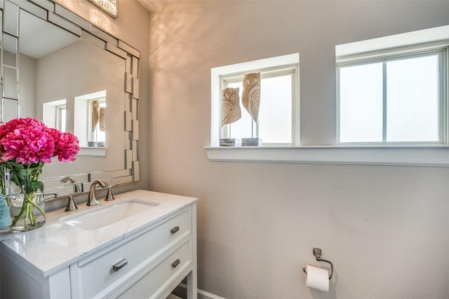 731 Spanish Oaks Pl, Dallas, TX 75204 - bathroom featuring vanity