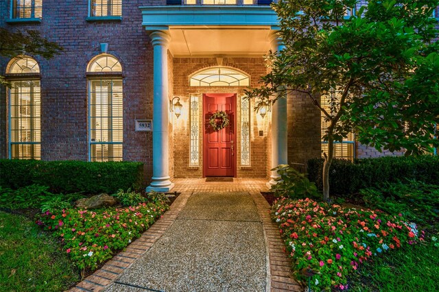 5932 Royal Palm Dr, Plano, TX 75093 - entrance to property featuring brick siding