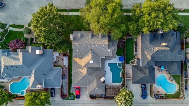 5932 Royal Palm Dr, Plano, TX 75093 - bird's eye view of a pool
