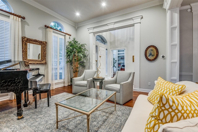 5932 Royal Palm Dr, Plano, TX 75093 - living area with wood finished floors, ornamental molding, recessed lighting, and baseboards