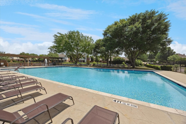 11181 Clearstream Ln, Frisco, TX 75035 - community pool with a patio area