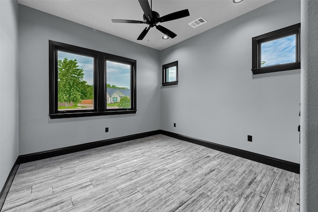 58 Lone Oak Blvd, Pottsboro, TX 75076 - spare room with ceiling fan, light wood-style flooring, baseboards, and recessed lighting