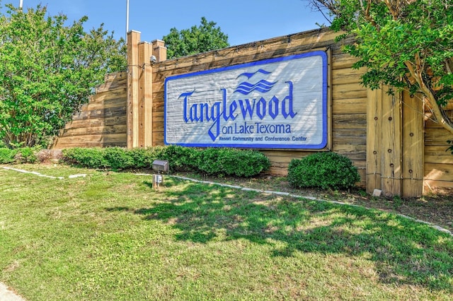 58 Lone Oak Blvd, Pottsboro, TX 75076 - community sign with a lawn