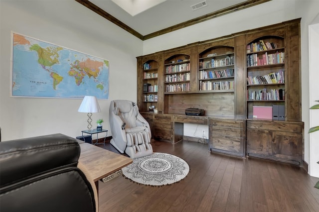 512 Maggie Trl, Allen, TX 75002 - living area with dark wood-style flooring and built in shelves