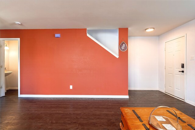 2036 Shawnee Trl, Fort Worth, TX 76247 - foyer entrance with wood finished floors and baseboards