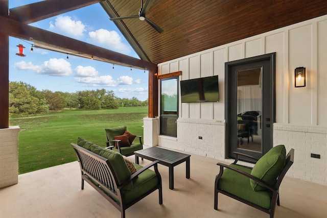 1020 Sky Rd, Weatherford, TX 76087 - view of patio with ceiling fan