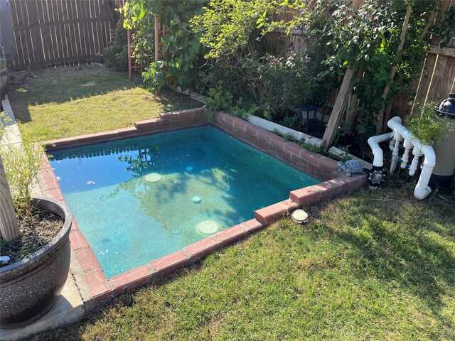 328 Foxhunter St, Fort Worth, TX 76131 - view of pool